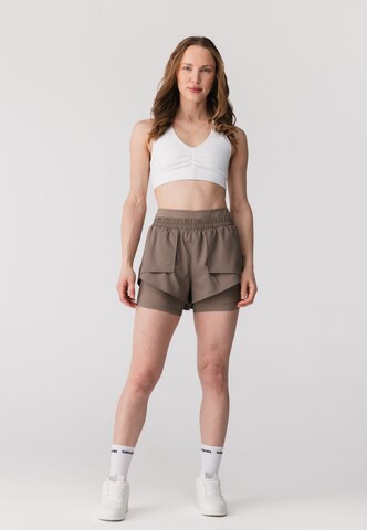 Girlfriend Collective Skinny Sports trousers 'Fallon' in Brown