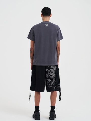 Ed Hardy T-Shirt in Grau