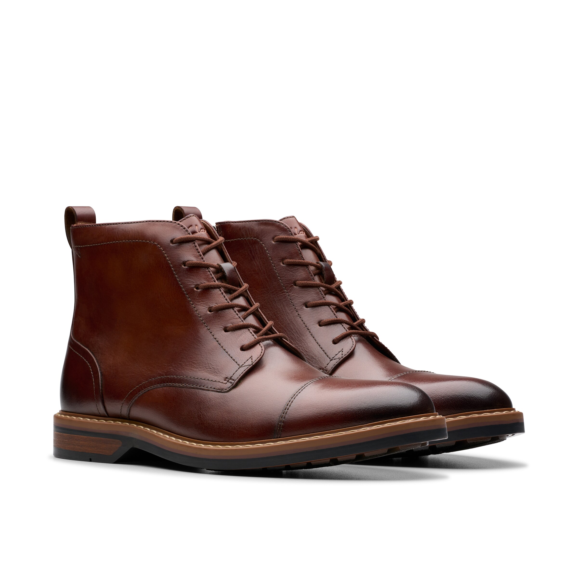 CLARKS Veterboots 'Aldwin Cap' in Bruin