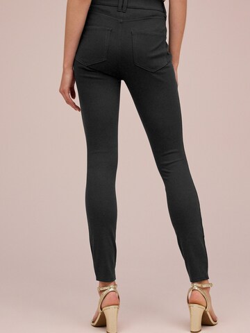 Next Skinny Leggings in Black