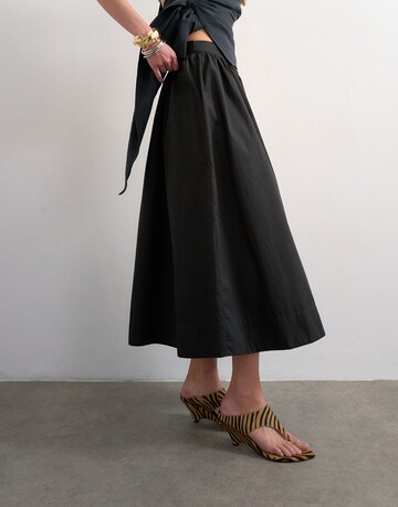 Fustă 'SALLY' de la TOPSHOP pe negru: față