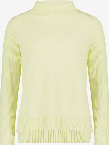 Betty Barclay Sweater in Green: front