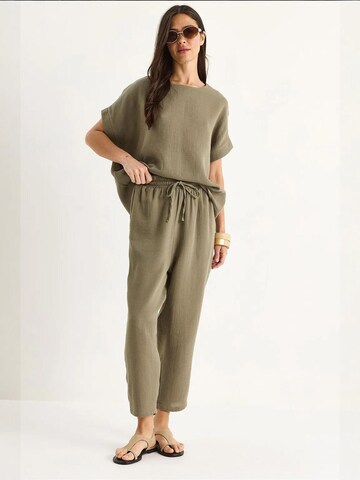 Abito da casa di Bianco Lucci in verde: frontale