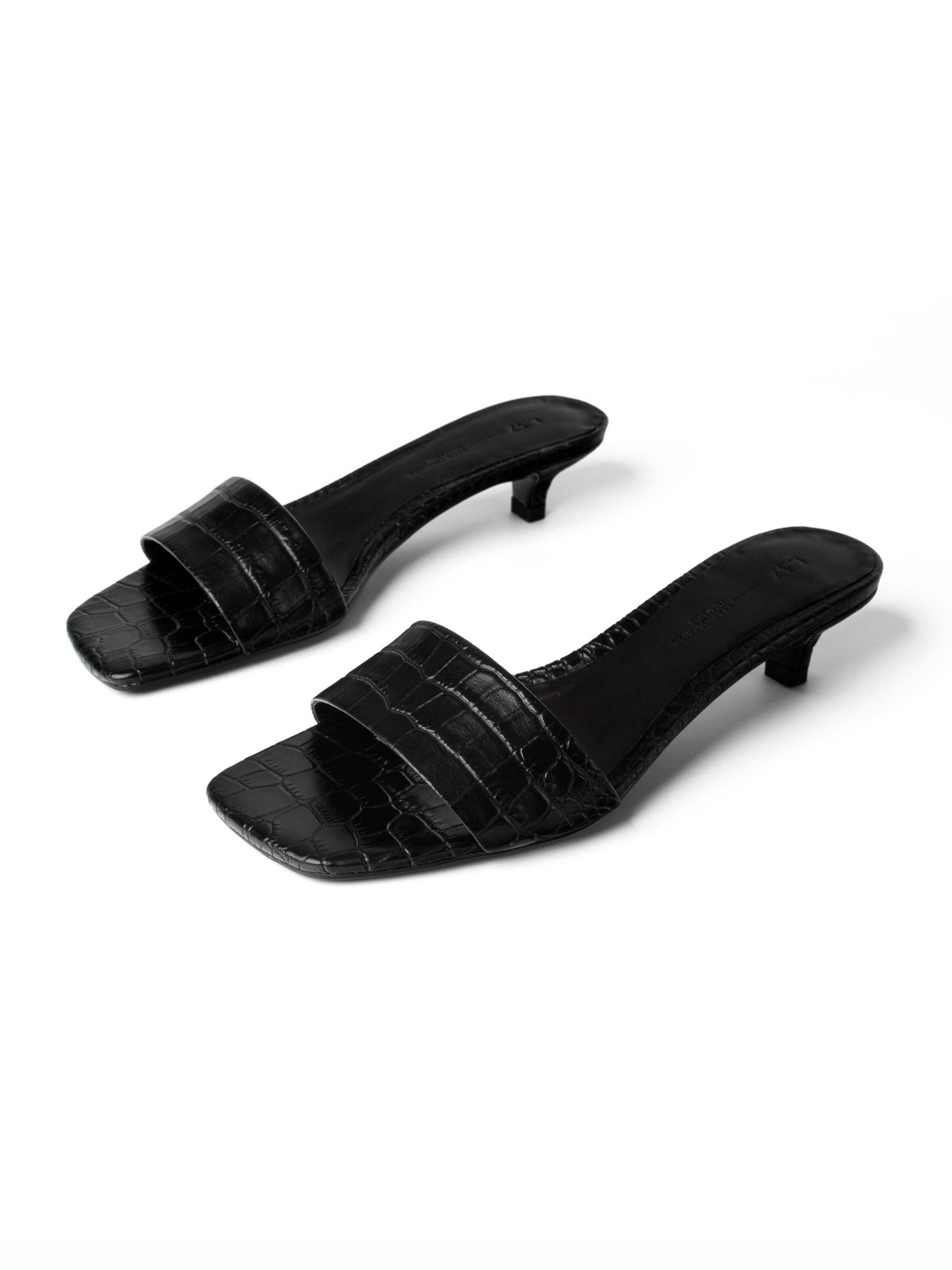 Mule 'DRESSED IN SUMMER AIR' L37 HANDMADE SHOES en noir