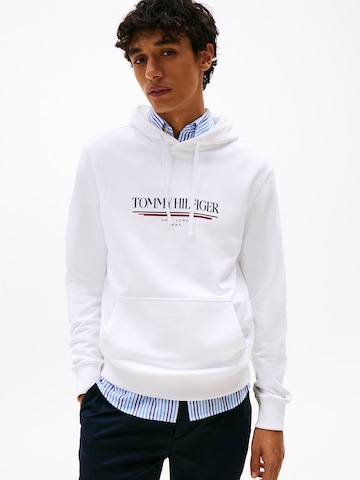 TOMMY HILFIGER Μπλούζα φούτερ 'BRAND LOVE' σε λευκό: μπροστά
