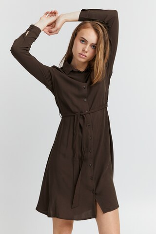 Robe-chemise 'Main' ICHI en marron : devant