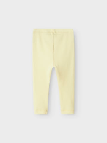Skinny Leggings 'NBNKAB' di NAME IT in giallo