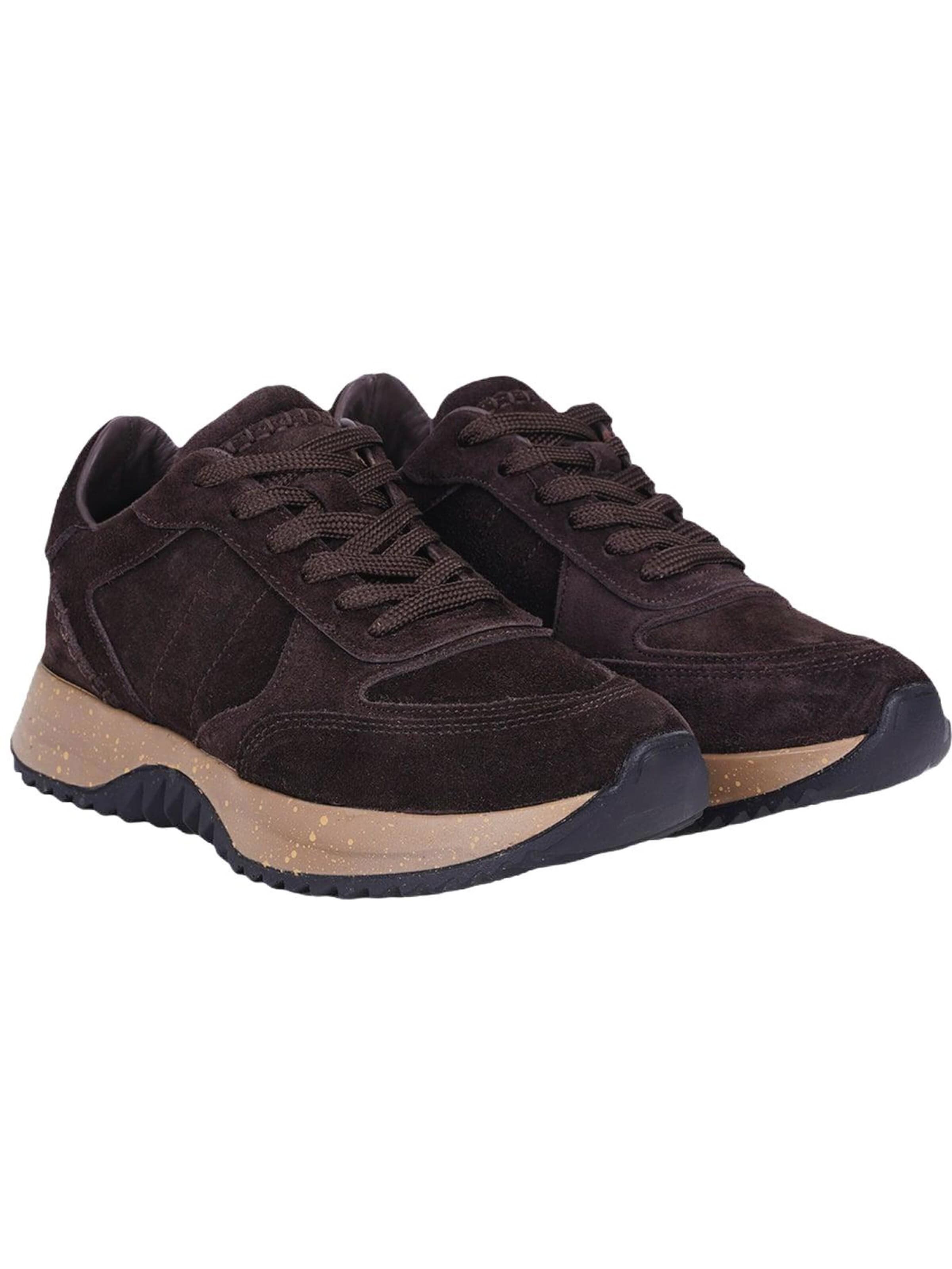 Desa Sneakers in Brown: front