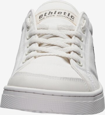 Ethletic Sneaker 'Active Lo Cut' in Weiß