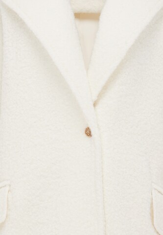 minya Between-seasons coat in White