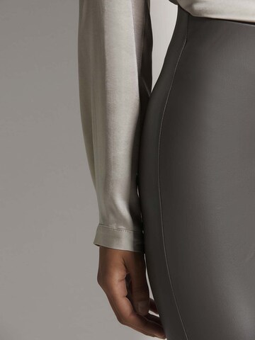 MADELEINE Skinny Leggings in Grijs