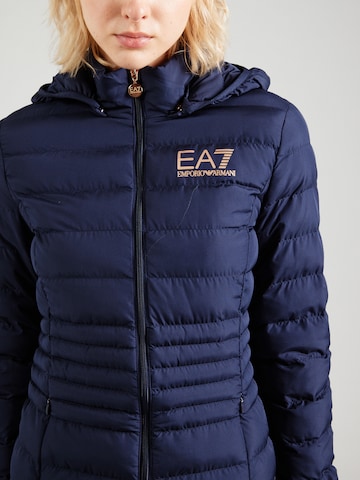EA7 Emporio Armani Φθινοπωρινό και ανοιξιάτικο μπουφάν 'GIUBBOTTO' σε μπλε