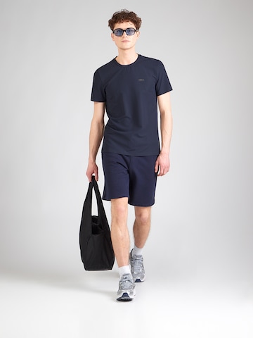 GUESS - Camiseta 'TECH STRETCH' en azul