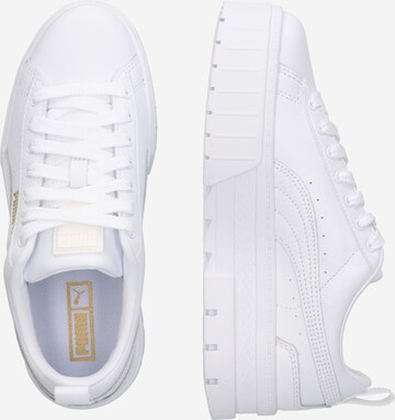 Baskets basses 'Mayze Classic' PUMA en blanc