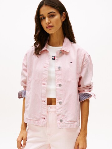 Tommy Jeans Between-season jacket 'Essential' in Pink: front