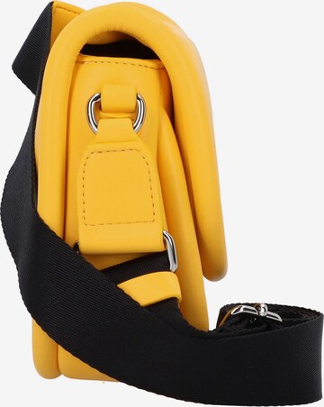 Tommy Jeans Crossbody Bag in Yellow