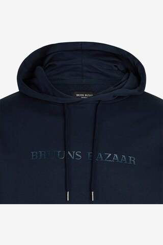 BRUUNS BAZAAR Sweatshirt 'Bertil' i blå