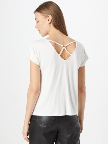 T-shirt 'Bettina' ABOUT YOU en blanc