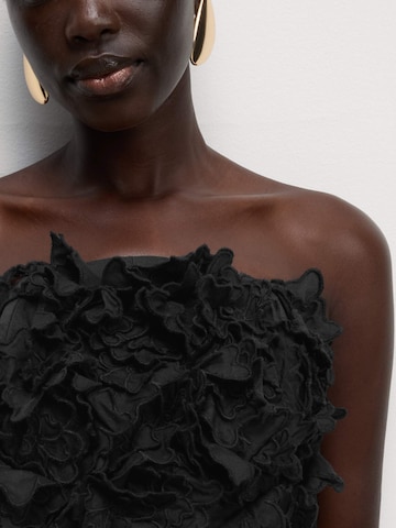 Top di Marks & Spencer in nero