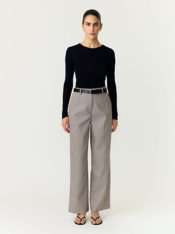 Wide Leg Pantalon à plis 'YASChekka' YAS en noir