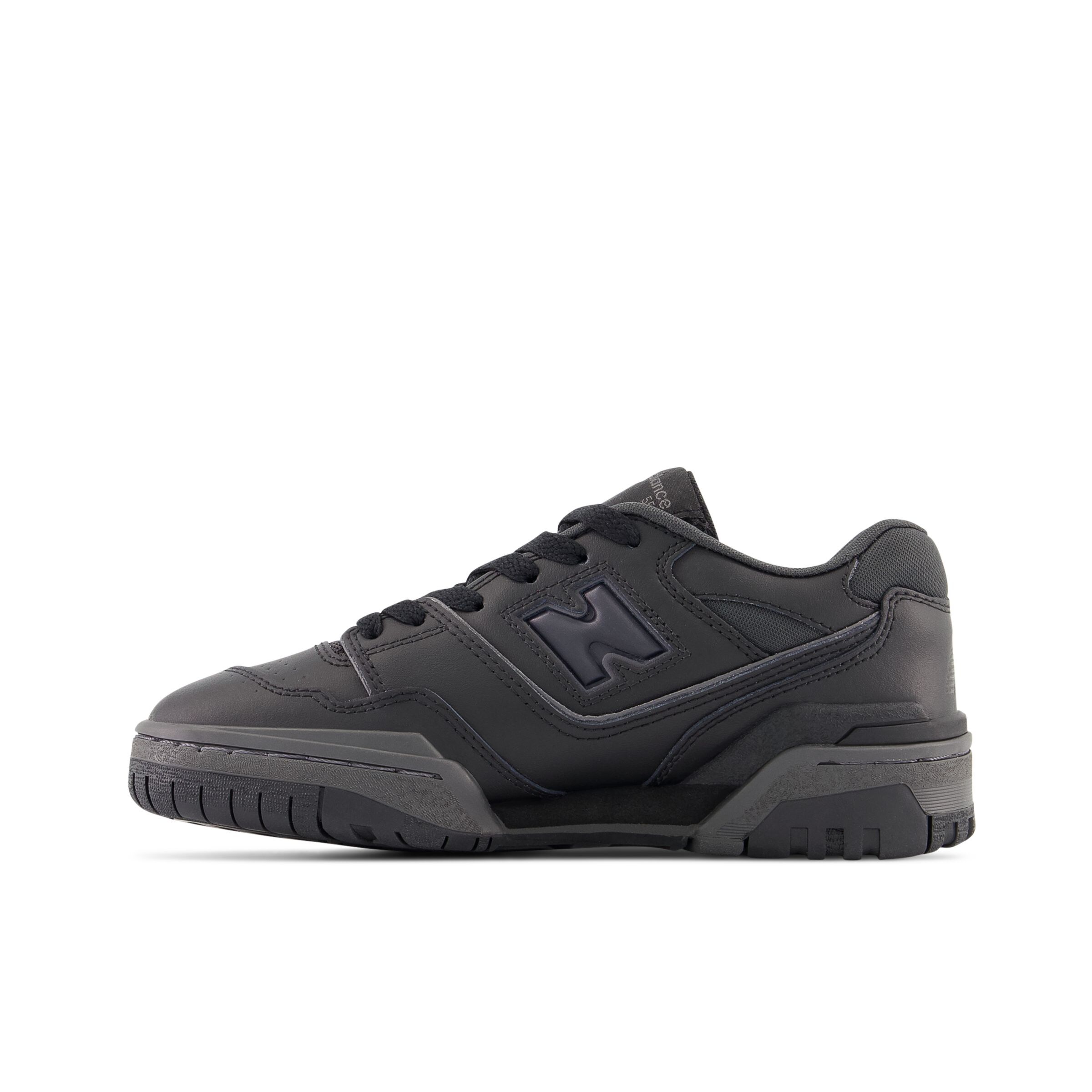 new balance Trainers '550' in Black
