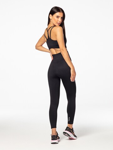 Coupe slim Pantalon de sport 'Arcade' Carpatree en noir