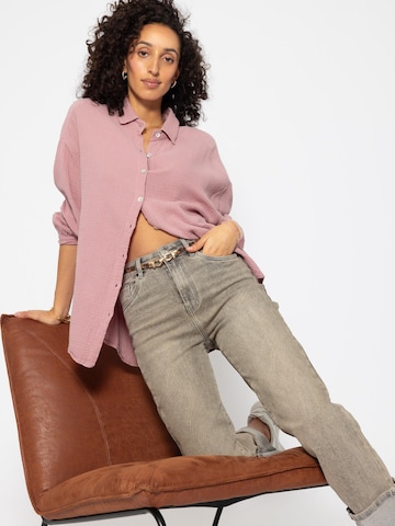 SASSYCLASSY Blouse 'kürzere Variante' in Pink: front