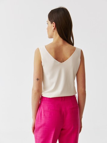 TATUUM Top 'Nikala' in White
