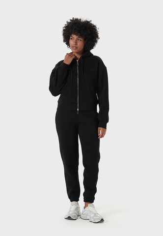 Tom Barron Joggingpak in Zwart: voorkant