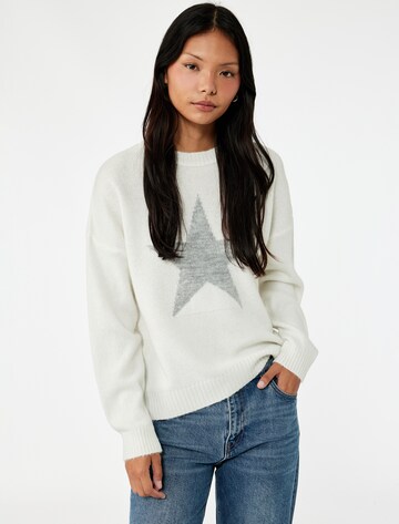 Koton Sweater in White: front