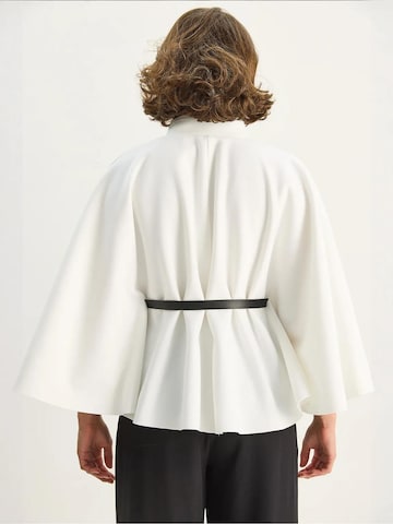 Bianco Lucci Between-Seasons Coat in White