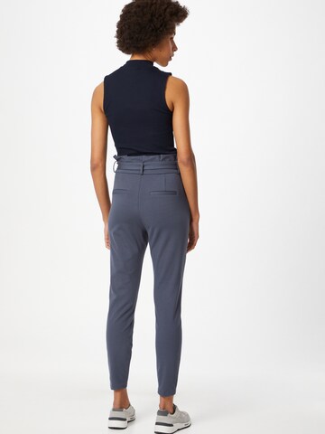 VERO MODA Slimfit Bandplooibroek 'Eva' in Blauw