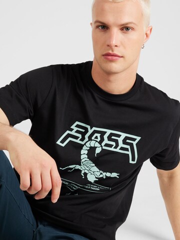 BOSS - Camisa 'TeScorpion' em preto