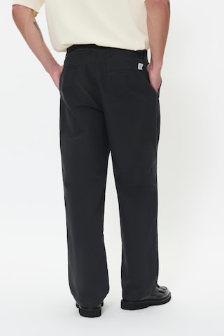 Matinique Wide leg Chino 'Pleat Pant 73' in Zwart