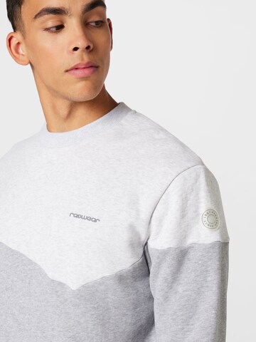 Ragwear Sweatshirt 'DOTIE' in Grau