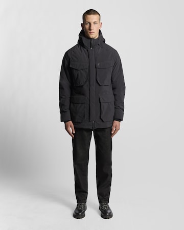 Lyle & Scott Tussenparka in Zwart