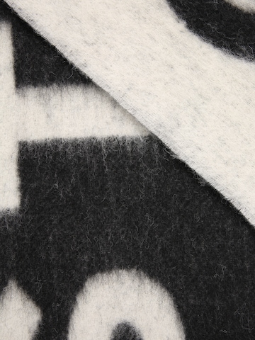 Copenhagen Studios Schal in Schwarz