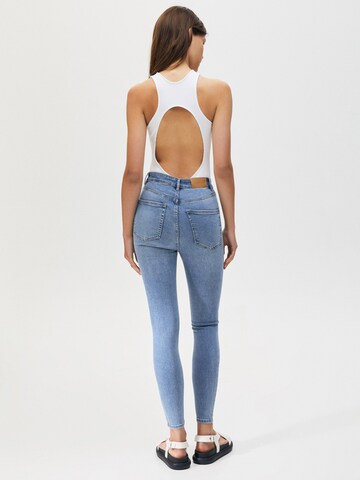 Pull&Bear Skinny Jeansy w kolorze niebieski