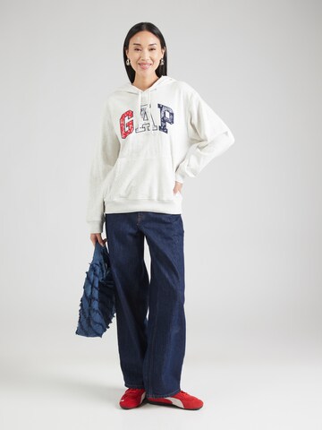 GAP Свитшот 'HERITAGE' в Серый