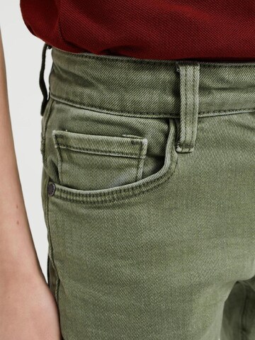 WE Fashion Slim fit Jeans in Green