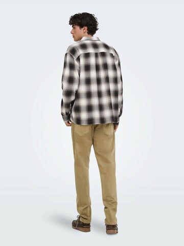 Coupe regular Chemise 'ONSKosta' Only & Sons en marron