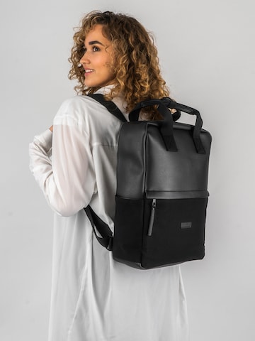 Expatrié Backpack 'Mila' in Black