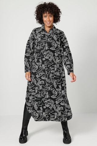 Angel of Style Shirt Dress in Black: front