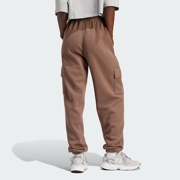 ADIDAS ORIGINALS Loosefit Kalhoty – hnědá