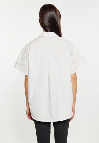 usha BLACK LABEL - Blusa en blanco