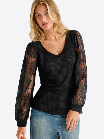 Cupshe - Blusa em preto: frente