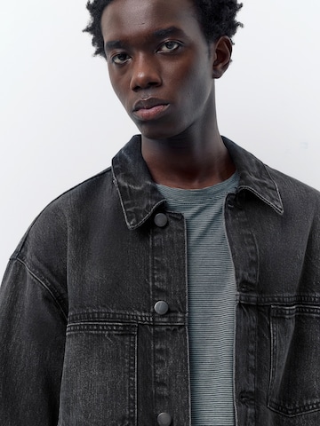 Pull&Bear Between-season jacket in Black