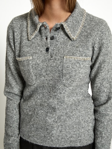 Top 'Leah' di Peppercorn in grigio