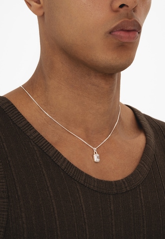 Commen Lines Necklace in Silver