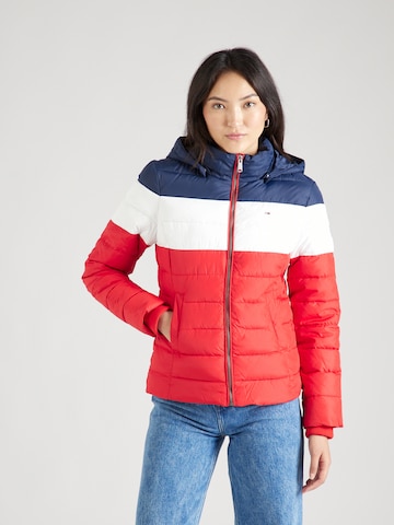 Giacca invernale di Tommy Jeans in rosso: frontale